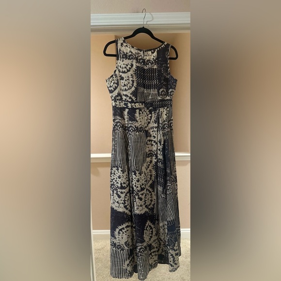 Women’s Coldwater Creek Maxi Gray Ivory Cream Bohemian Flowy Print Dress Size 8. - Picture 5 of 5